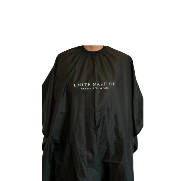 Emite cape för skydd vid makeup och styling