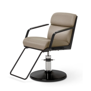 Frisörstol beige salongsinredning